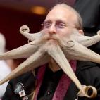 5c8b220f22000033001a5d5c