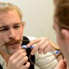 5c8b2210360000a61b6c8d24