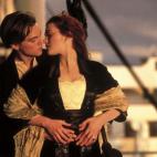 5c8a3938250000580680de27