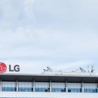 La compa&ntilde;&iacute;a dijo que no quer&iacute;a "exponer innecesariamente a cientos de empleados".