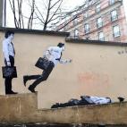 5c8ab2fb2400000a05a383f8