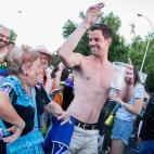 5c8a3f352400006b054b9c46