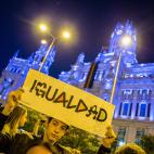 5c8a3f3a250000520680e4c1