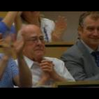 5c8aa49220000045046f75f8