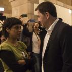 Arnaldo Otegi conversa con Anna Gabriel (CUP)