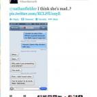 Respuesta: ¿Qué? ¿Sean? ¿Por qué no me contestas al teléfono? Das asco. Bien, ni siquiera me importa. Tienes suerte de que ahora mismo esté en el trabajo, Sean. De verdad"