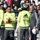 5c8aa51c240000f404a36688