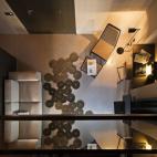 Los amantes de los museos y monumentos que, al mismo tiempo, no quieran renunciar a las ventajas del diseño moderno, deberán alojarse al menos una vez en la vida en el Caro Hotel de Valencia. Se trata de un hotel-monumento que nació en el sig...