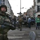 5c8b72332400000a05a4bc37