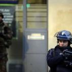 5c8b72342300003000e836c0