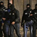 5c8b72342000009d0370c7ae