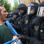 5c8b5e0a230000dd04248d41