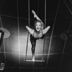 5c8b1144240000f404a4033e