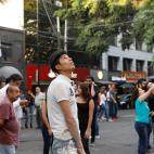 People react during a tremor in Mexico City, Mexico February 16, 2018. REUTERS/Carlos Jasso