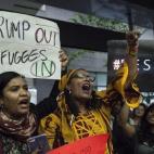 5c8ab00b20000043046f8edc