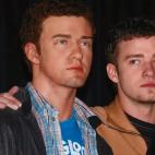 5c8b1fb7230000dd04242aaa