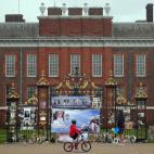 Las puertas del palacio de Kensington, en Londres, el 30 de agosto.
