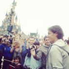 5c8b60282400000a05a48e19