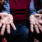 Sin embargo para el escritor el desgaste de las manos durante tantos a&ntilde;os no es para tanto &quot;Donde se producen cambios es en el enc&eacute;falo&quot;.