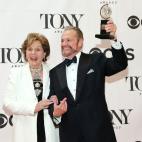 5c8b604122000051001abf7d