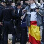 5c8b78b0240000f7054d915d