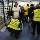 5c8b78b72400004205a4ce2a