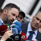 El líder de Vox, Santiago Abascal y el dirigente del partido de extrema derecha Javier Ortega Smith, tras la publicación del sentencia del 'procés'