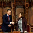 Durante el encuentro la alcaldesa le ha transmitido la necesidad de implementar medidas sobre vivienda, como la regulación de los alquileres acordada entre el PSOE y Unidas Podemos, algo a lo que Sánchez se ha mostrado dispuesto.