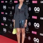 5c8b60d9230000d504249455