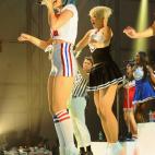 5c8a9f942500000704c94c2f