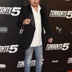 5c8b14652500000d04c9fe55