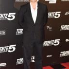 5c8b146a250000e203c9fe5b