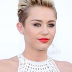 5c8a7b7b25000058068131d2