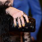 5c8a7b7d250000bd058131d8