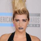 5c8a7b852400000a05a321e9