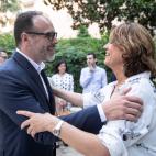 El director de 'El HuffPost', Guillermo Rodr&iacute;guez, y la ministra de Justicia, Dolores Delgado