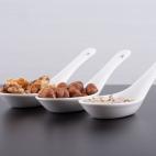 Especialmente nueces, avellanas, almendras.