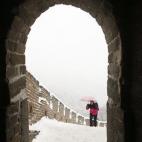 5c8b7d6d360000ba1a6d375b