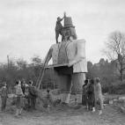 5c8b61942000009d03709e5b