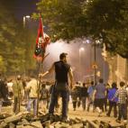 5c8b450f2300007f012476ba