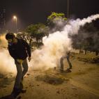 5c8b4510240000f404a471c6