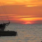 Ibiza cuenta con playas de una gran belleza. En el norte de Sant Antoni se encuentra Cala Salada, una pequeña y arenosa playa dividida en dos por un saliente de rocas. Nuestro consejo es que saltes esas rocas y disfrutes también de la cala vec...