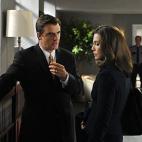 Chris Noth dijo que cuando Julianna Margulies le abofeteó en el episodio piloto, no le supuso nada, pues ya le habían pegado muchas veces en Sexo en Nueva York. Chris Noth interpretó al famoso Mr. Big, quien tuvo una tumultuosa relación con ...