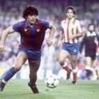 El 'Pelusa', genio y figura, tambi&eacute;n dej&oacute; parte de su arte (y lo que no fue arte) en la Ciudad Condal. M&aacute;s all&aacute; de la incidencia estad&iacute;stica, lastrado por graves lesiones, debut&oacute; en Europa gracias al Bar...