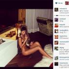 5c8b624e240000f404a494a7