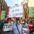 Manifestación en Barcelona, contra la LOMCE y los recortes en educación.
