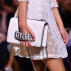 5c8b706222000051001ae8cf