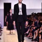 5c8b70642000009d0370c32d