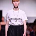 5c8b7071360000ba1a6d15b8