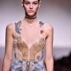 5c8b70742300003000e832a9